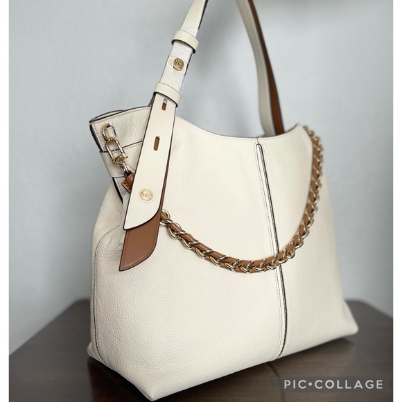 MICHAEL KORS DOWNTOWN ASTOR LEATHER SHOULDER BAG - Picture 9 of 10